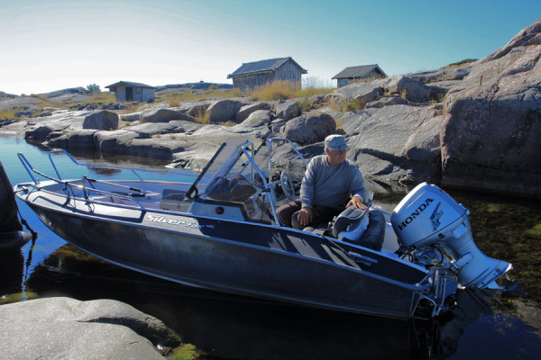 ÖSTRA MÖRSSKÄRIN KAPEA SATAMALAHTI