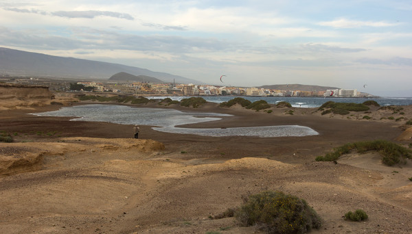 KUVA EL MEDANOSTA, ETUALALLA LA MARETAN KAHLAAJALAMPI