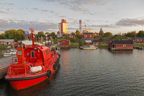 KESÄISTÄ UTÖTÄ (Kuva: Outi Sarjakoski)