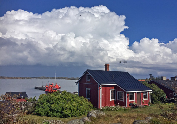 PILVET OVAT OLLEET KOMEITA VIIME PÄIVINÄ