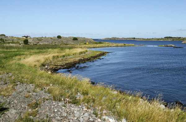 ITÄNIITYN (ÖSTERÄNGIN) RANTA