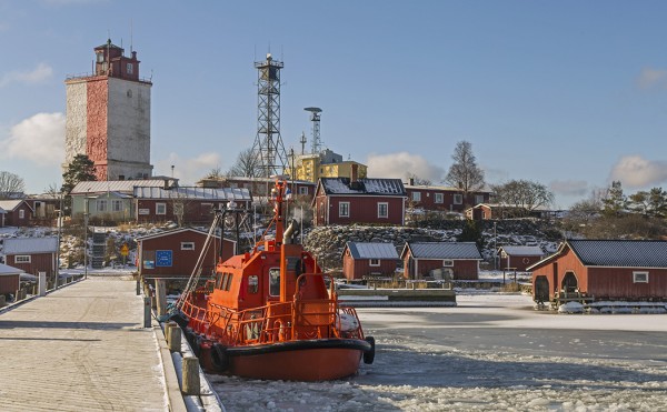 TALVI YLTÄÄ NYT KUNNOLLA UTÖHÖN SAAKKA