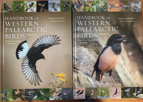 TÄNÄÄN SAIN POSTISSA HANDBOOK OF THE BIRDS OF WESTERN PALEARTIC-KIRJASARJAN 2 EKA VOLYYMIÄ - HIENOA! SAINKIN KIRJAT ILMAISEKSI, KOSKA NIISSÄ ON MYÖS MEIKÄLÄISEN OTTAMIA LINTUKUVIA (11 kpl)