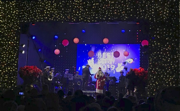 TALLINNAN JOULUTORILLA OLI JO JOULUPUKKIKIN 