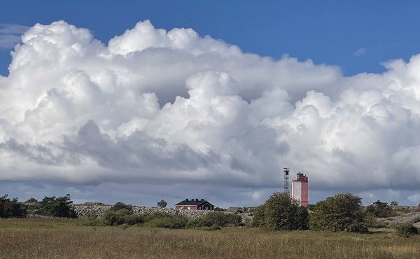 VIIME PÄIVINÄ ON OLLUT KOMEITA PILVIÄ