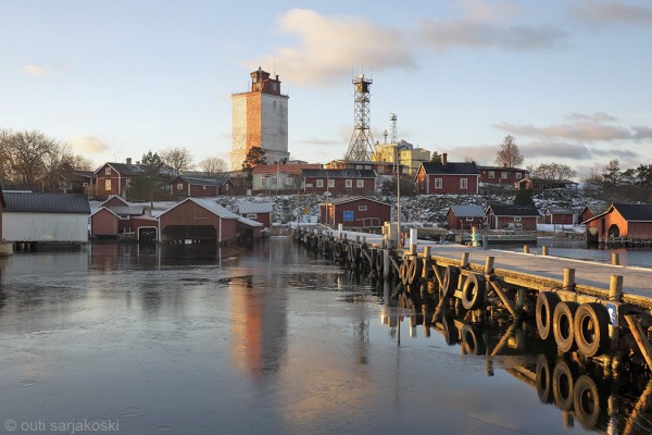 AAMU SATAMASSA (Kuva: Outi Sarjakoski)
