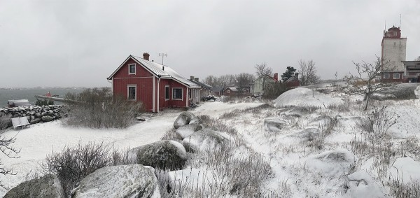 SUNNUNTAINA TULI VÄHÄN LUMIPEITETTÄKIN SAAREEN